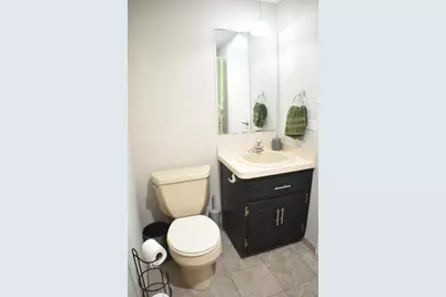 9072 Archer Avenue #E, Willow Springs, IL 60480 - Photo 8