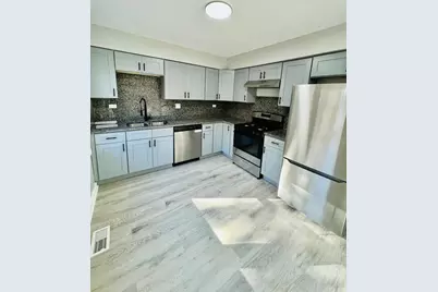 2021 Farnham Court, Schaumburg, IL 60194 - Photo 6