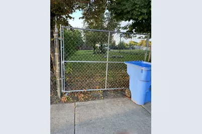 2425 W Roosevelt Road, Chicago, IL 60608 - Photo 1