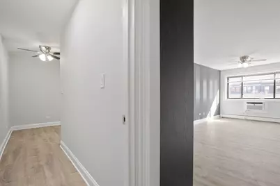 6758 N Sheridan Avenue #435, Chicago, IL 60626 - Photo 6