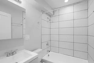 6758 N Sheridan Ave, Chicago, IL 60626 - Photo 12