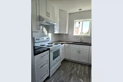 264 12th Street #B, Wheeling, IL 60090 - Photo 2