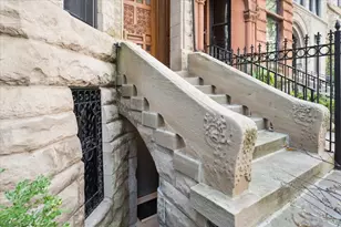 1318 N Astor St, Chicago, IL 60610 - Photo 66