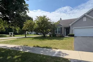 1461 Waterside Dr, Dekalb, IL 60115 - Photo 2