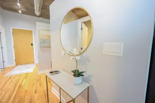 1033 W 14th Pl, Chicago, IL 60608 - Photo 12