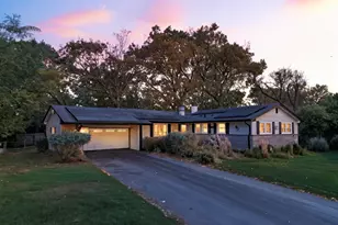 491 Maple Ave, Carpentersville, IL 60110 - Photo 1