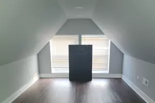 1810 W Touhy Ave, Chicago, IL 60626 - Photo 8