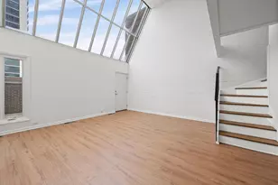 1531 N Sandburg Terrace, Chicago, IL 60610 - Photo 10