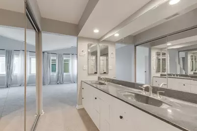 938 Hidden Lake Drive #938, Buffalo Grove, IL 60089 - Photo 12