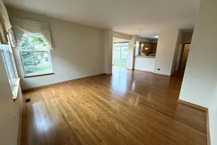 1604 Augusta Ln, Shorewood, IL 60404 - Photo 6