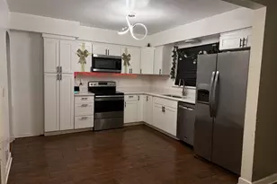 527 Gordon Ave, Calumet City, IL 60409 - Photo 4