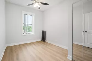 7427 N Clark St, Chicago, IL 60626 - Photo 10