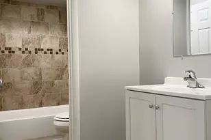 17613 Grandview Dr, Hazel Crest, IL 60429 - Photo 12