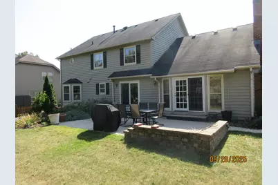 1099 W Jefferson Avenue, Naperville, IL 60540 - Photo 8