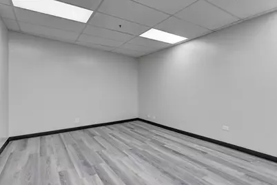 9825 W Roosevelt Road #101, Westchester, IL 60154 - Photo 4