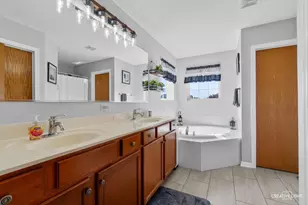 4522 Gardiner Ave, Yorkville, IL 60560 - Photo 16