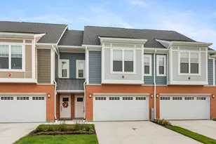 28295 Torch Pkwy, Warrenville, IL 60555 - Photo 1