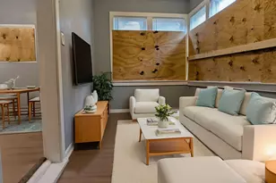 8601 S Kingston Ave, Chicago, IL 60617 - Photo 14