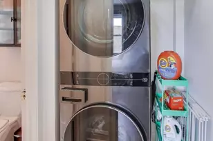 7453 N Hoyne Ave, Chicago, IL 60645 - Photo 22