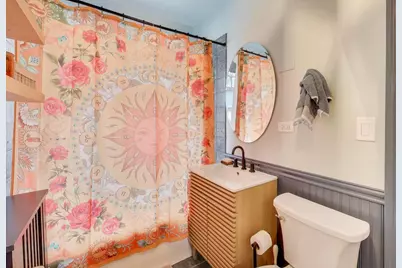 7453 N Hoyne Avenue #3S, Chicago, IL 60645 - Photo 16