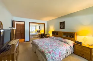 2632 N Windsor Dr, Arlington Heights, IL 60004 - Photo 20