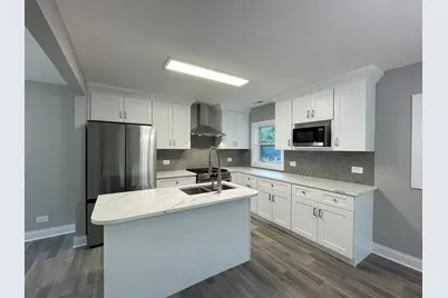 5547 S Peck Avenue, Countryside, IL 60525 - Photo 8