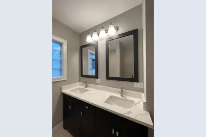 5547 S Peck Avenue, Countryside, IL 60525 - Photo 16