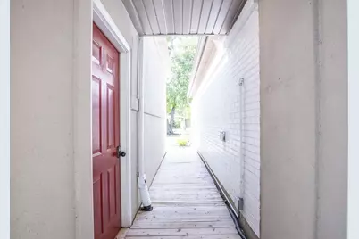 523 Green Bay Road, Highland Park, IL 60035 - Photo 2