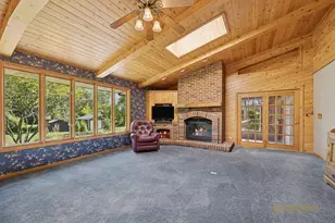 8N465 Shady Ln, Elgin, IL 60124 - Photo 2