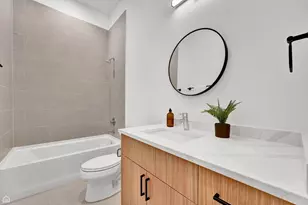 1626 W Hastings St, Chicago, IL 60608 - Photo 14