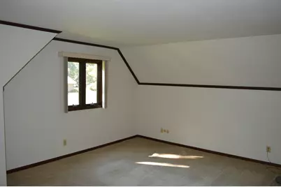 1701 Woodcrest Drive, Saint Anne, IL 60964 - Photo 18