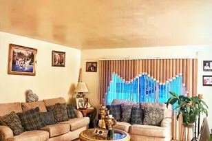 910 Bowling Green Dr, Homewood, IL 60430 - Photo 4