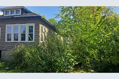 11709 S Lafayette Avenue, Chicago, IL 60628 - Photo 4