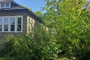 11709 S Lafayette Ave, Chicago, IL 60628 - Photo 4