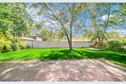 739 E 170th Street, South Holland, IL 60473 - Photo 18