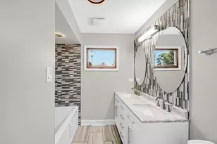 739 E 170th St, South Holland, IL 60473 - Photo 6