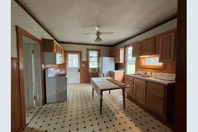 119 Center Street, Seatonville, IL 61359 - Photo 8