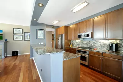 530 N Lake Shore Drive #2101, Chicago, IL 60611 - Photo 14