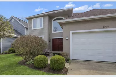 980 Half Day Road, Highland Park, IL 60035 - Photo 2
