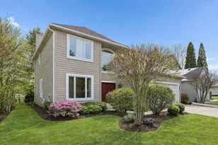 980 Half Day Rd, Highland Park, IL 60035 - Photo 1