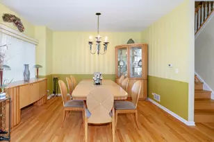 1705 Seward St, Roselle, IL 60172 - Photo 4