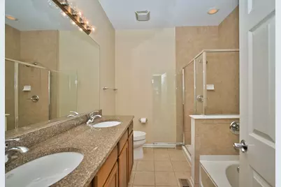353 E Eastgate Place, Chicago, IL 60616 - Photo 32