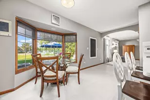 17224 Briar Dr, Tinley Park, IL 60487 - Photo 16