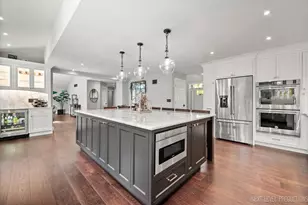 615 Marion Ave, Saint Charles, IL 60174 - Photo 8