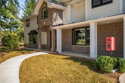 615 Marion Avenue, Saint Charles, IL 60174 - Photo 2