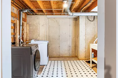 2420 Barnhart Street, West Chicago, IL 60185 - Photo 22