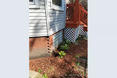 8834 S Exchange Avenue, Chicago, IL 60617 - Photo 4