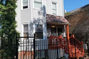 8834 S Exchange Ave, Chicago, IL 60617 - Photo 2