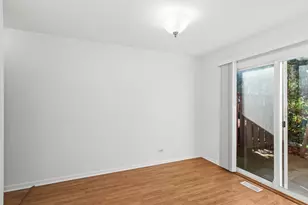 2122 Rugen Rd, Glenview, IL 60026 - Photo 4