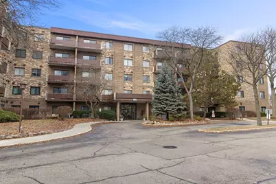 700 Wellington Avenue #110, Elk Grove Village, IL 60007 - Photo 1